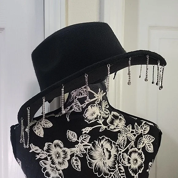 Akira Black Rhinestone Drip Cowgirl Hat O/S - Picture 3 of 8